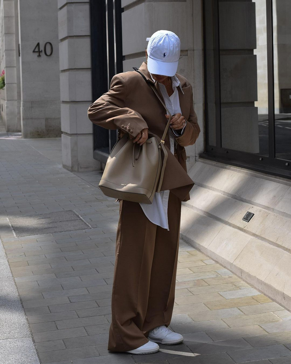 Instagram: @whatgigiwears