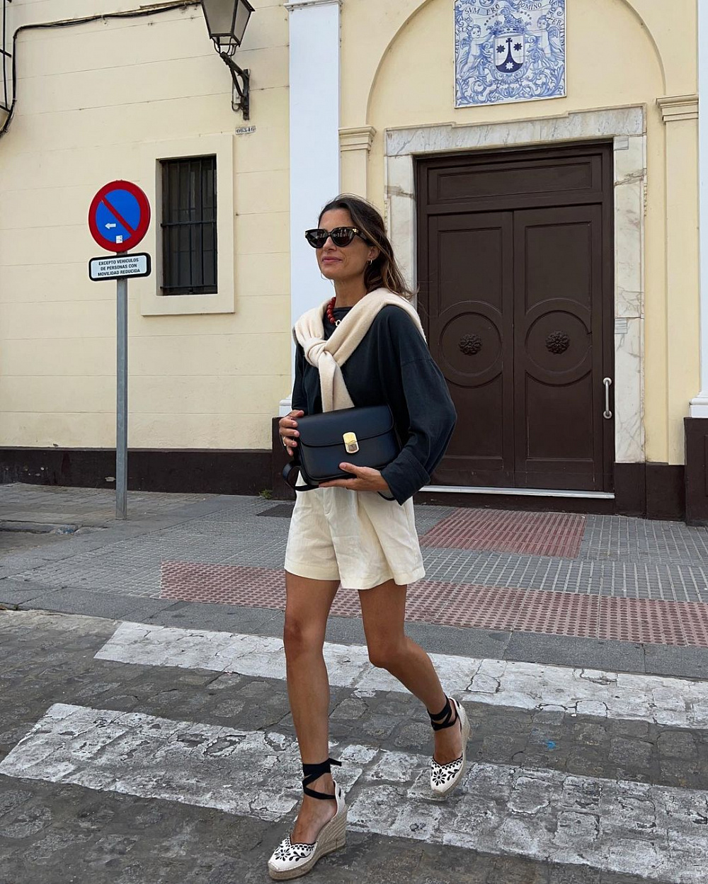 Instagram: @marvaldel