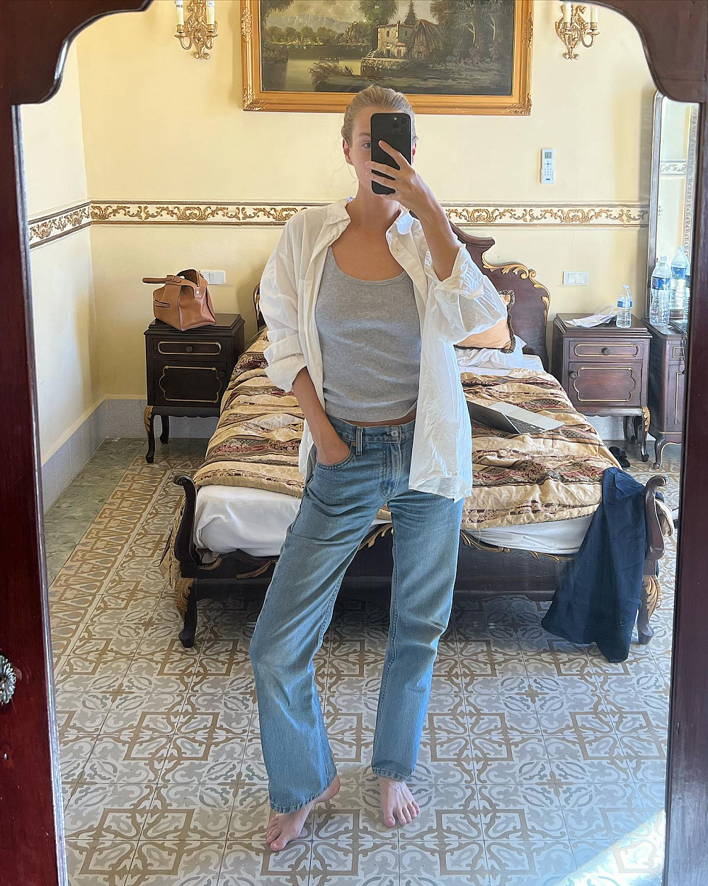 Instagram: @ceciliemoosgaard