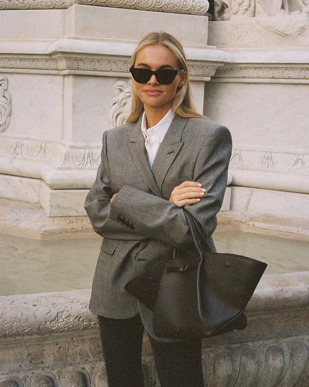 Instagram: @clairerose