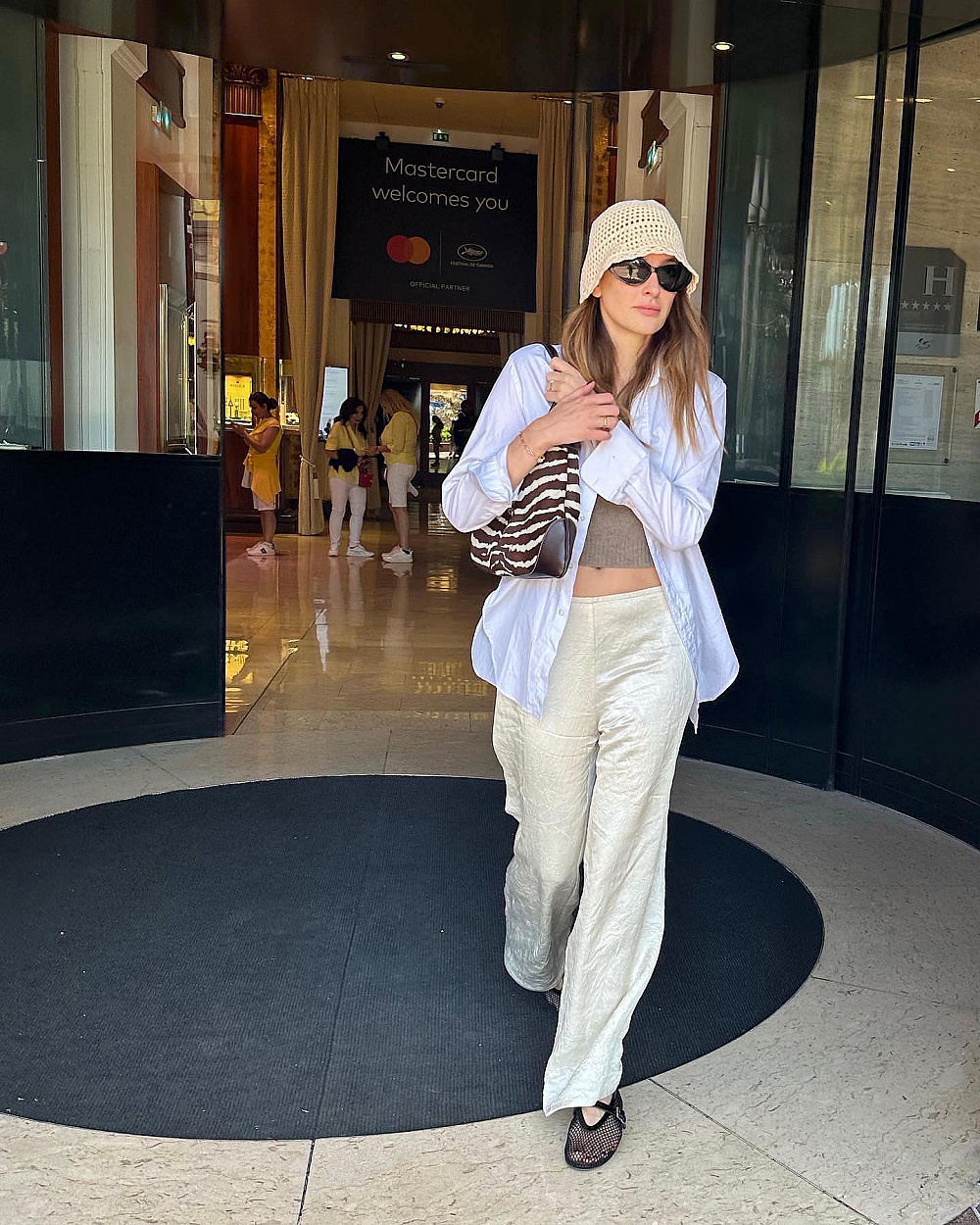 Instagram: @camillecharriere