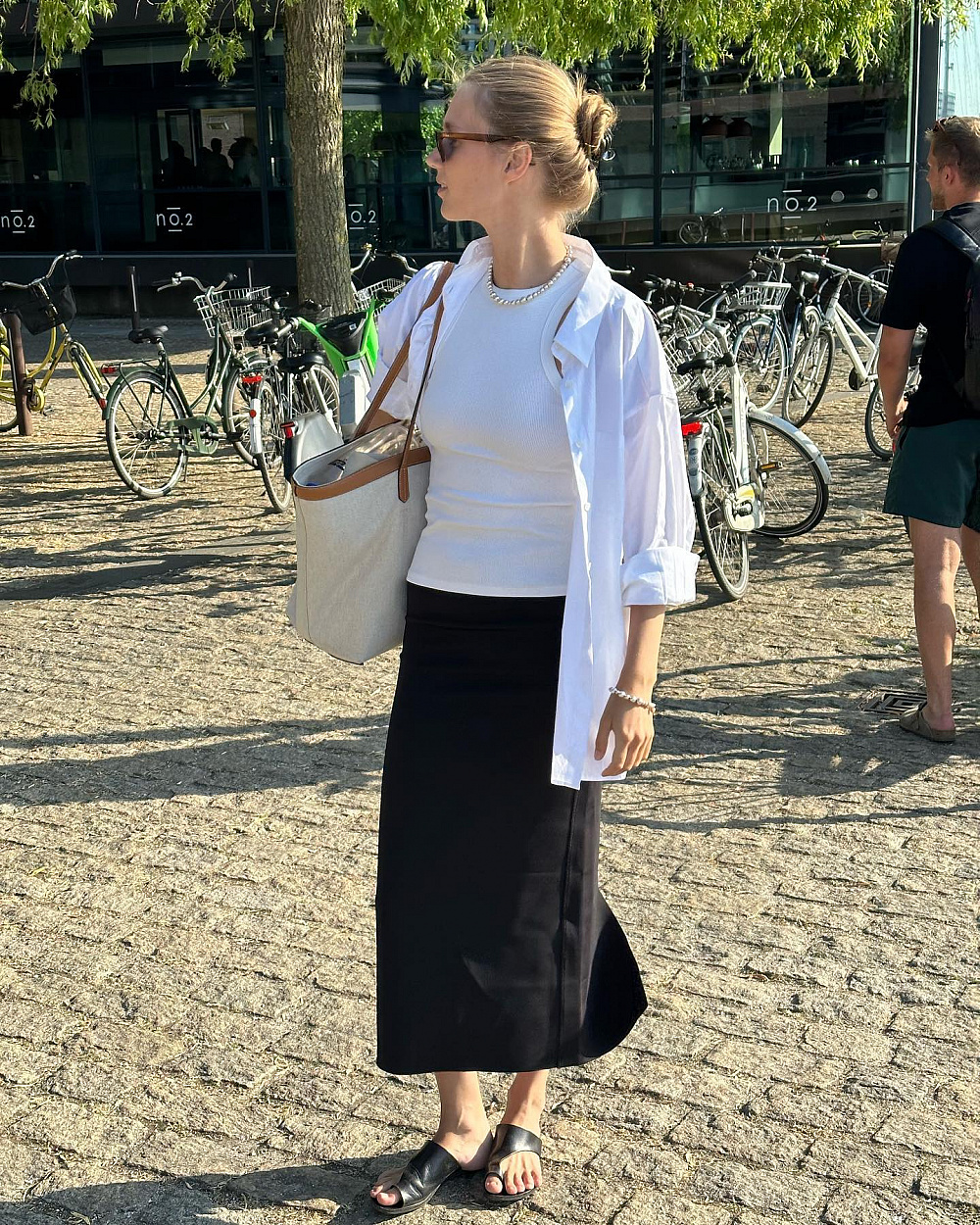 Instagram: @ceciliemoosgaard