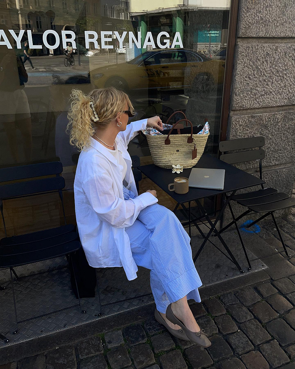 Instagram: @mathildenauta