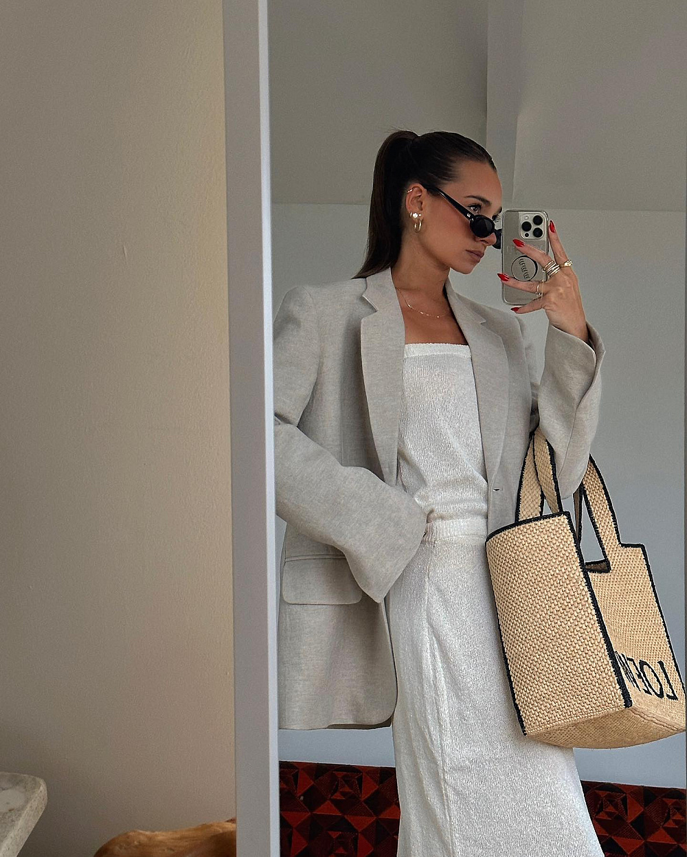 Instagram: @weworewhat