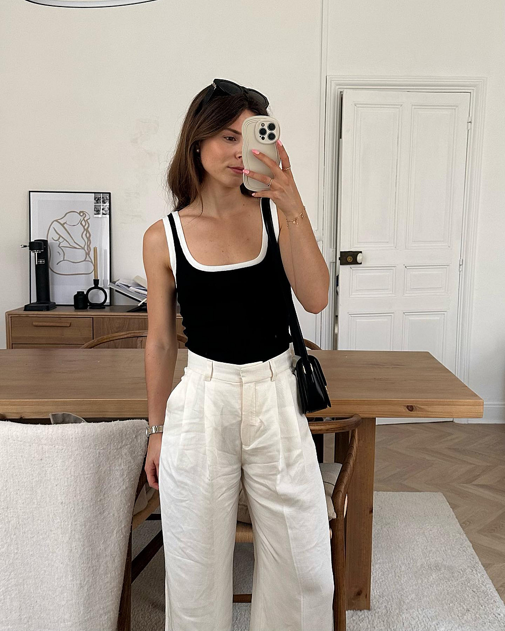 Instagram: @twentysixpline