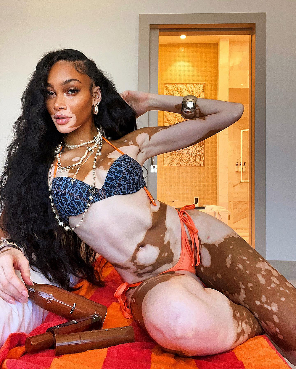 Instagram: @winnieharlow