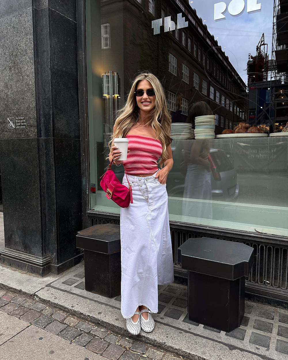 Instagram: @emilisindlev