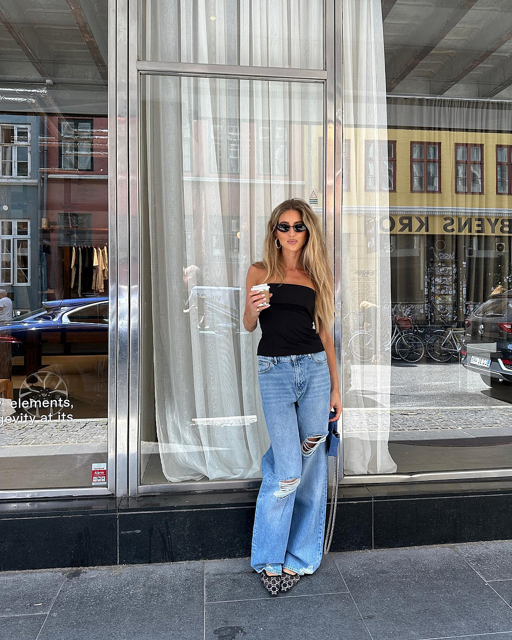 Instagram: @emilisindlev