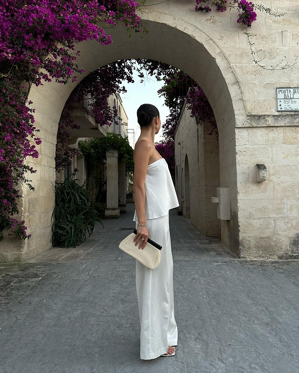 Instagram: @kelseymerritt