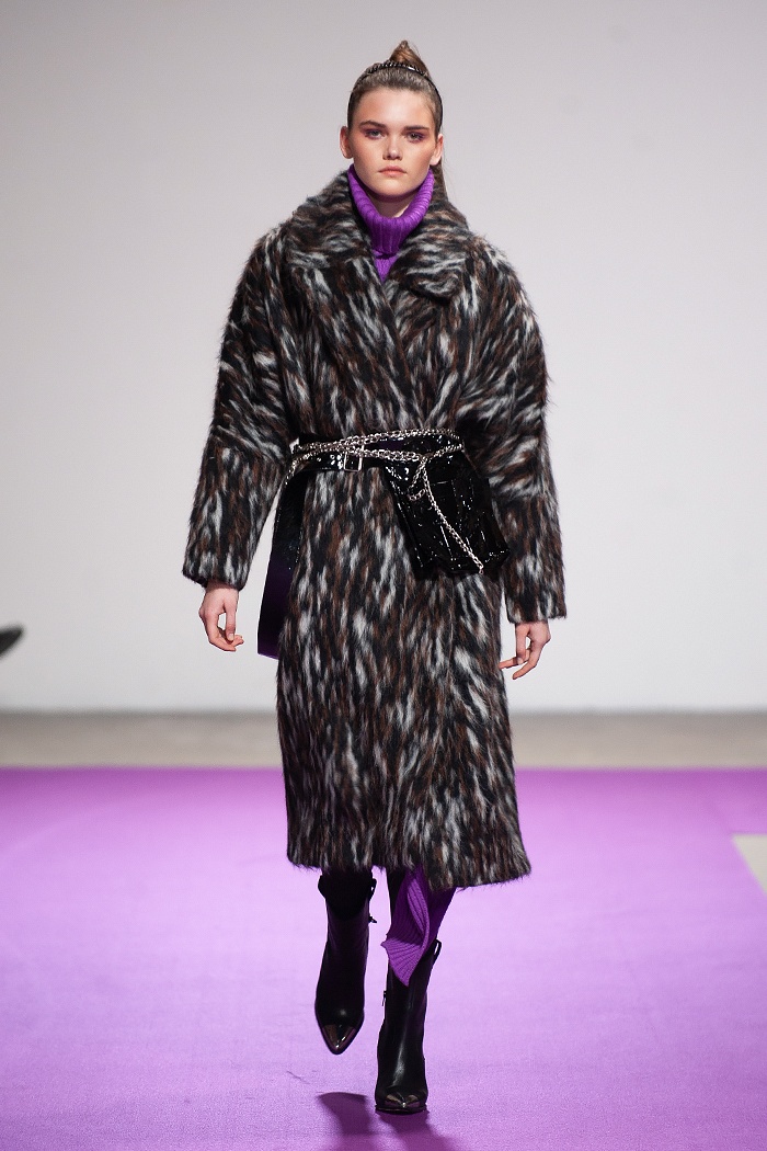 Katerina Kvit х T.Mosca