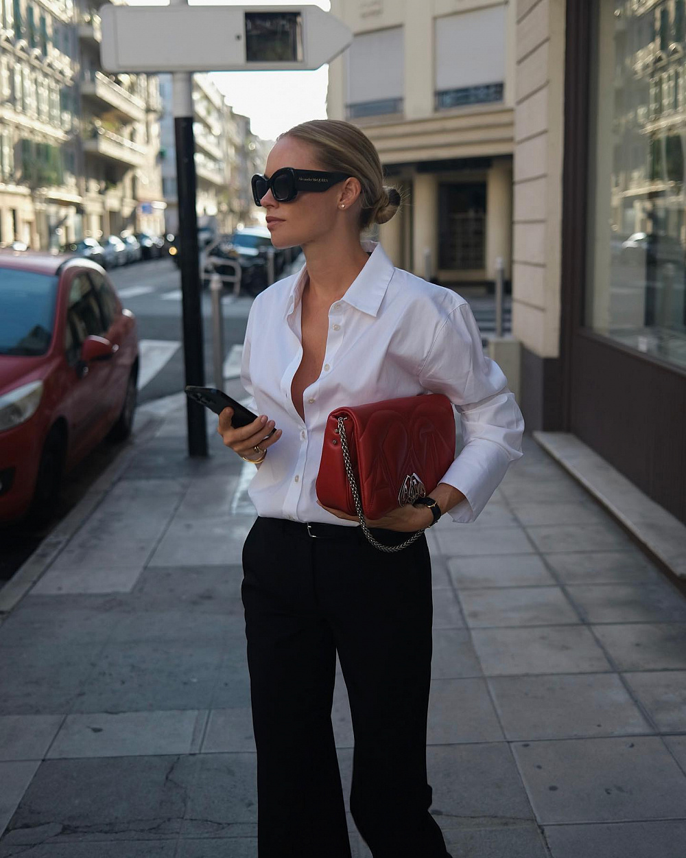 Instagram: @clairerose