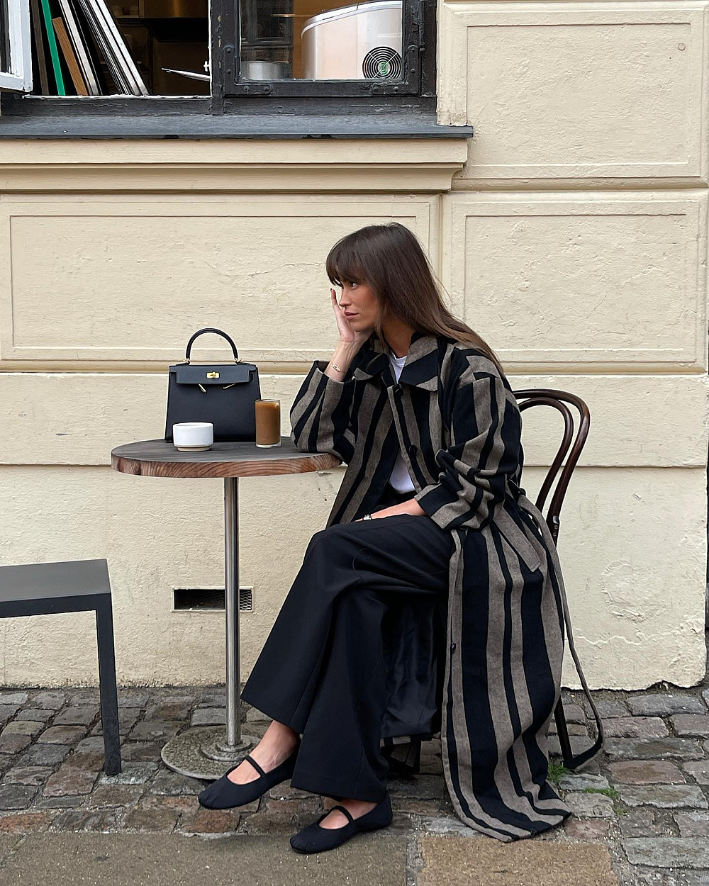 Instagram: @alisontoby