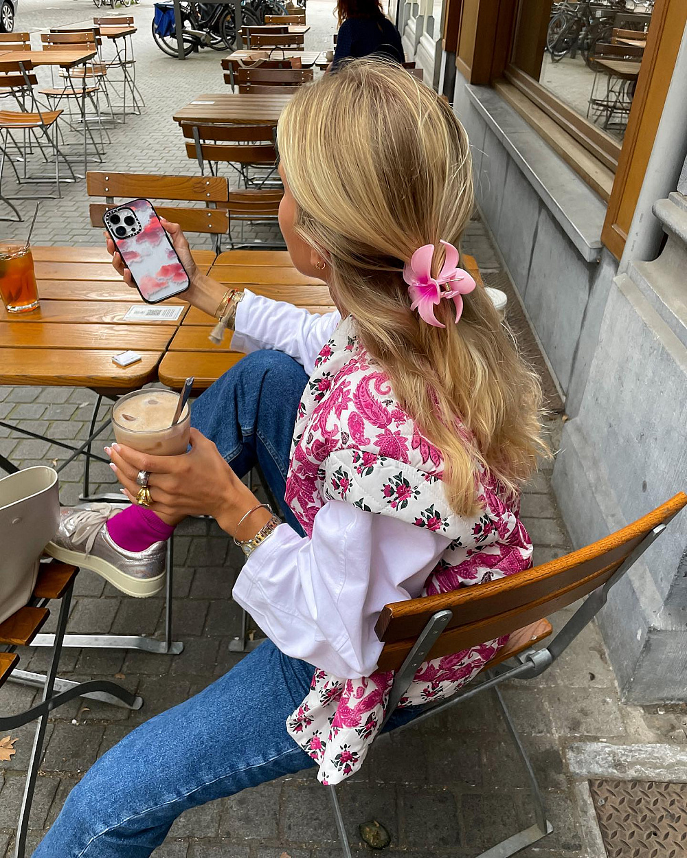 Instagram: @oliviatps