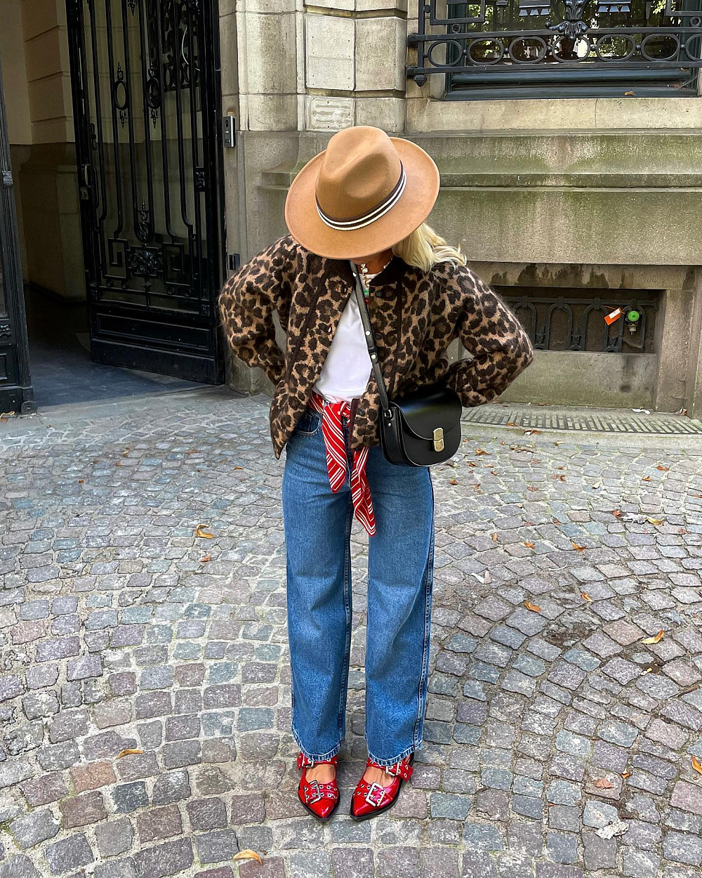 Instagram: @oliviatps