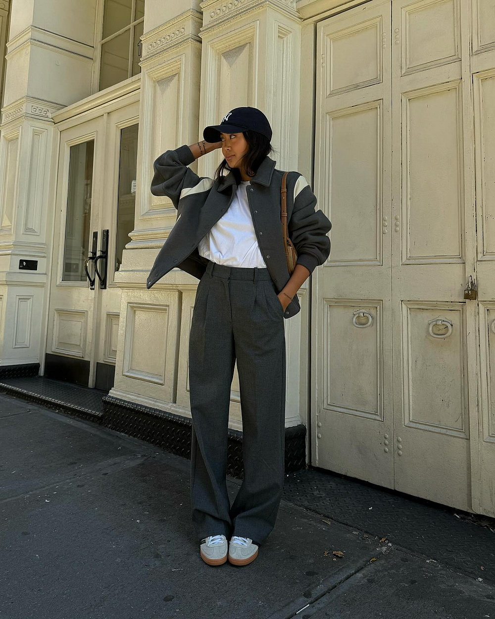 Instagram: @linhniller