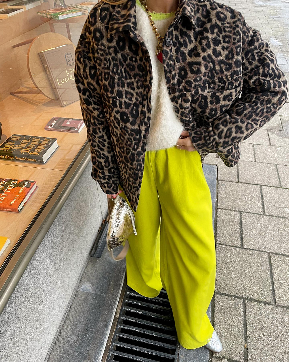 Instagram: @oliviatps