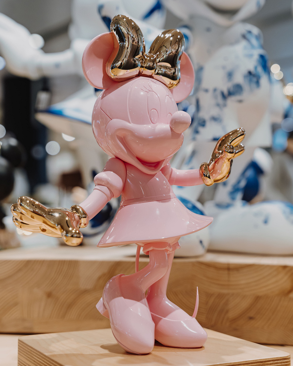 Статуетки Leblon Delienne