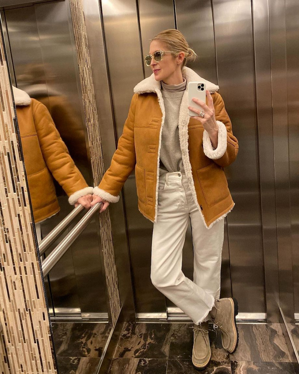 Келлі Разерфорд в KULAKOVSKY