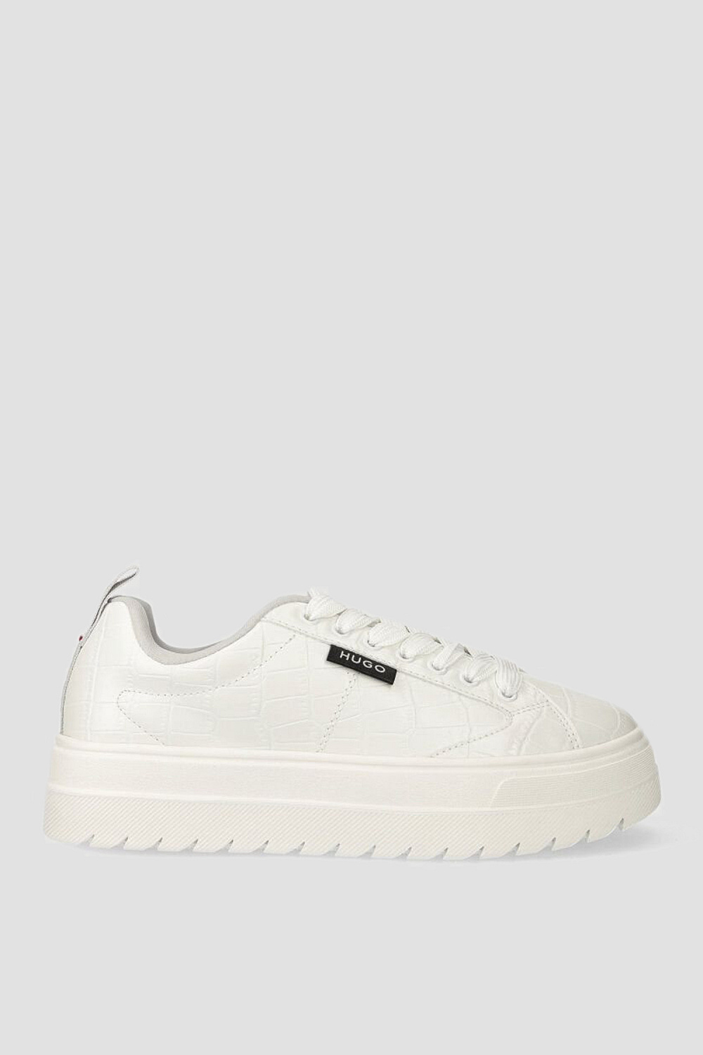 Снікери, HUGO