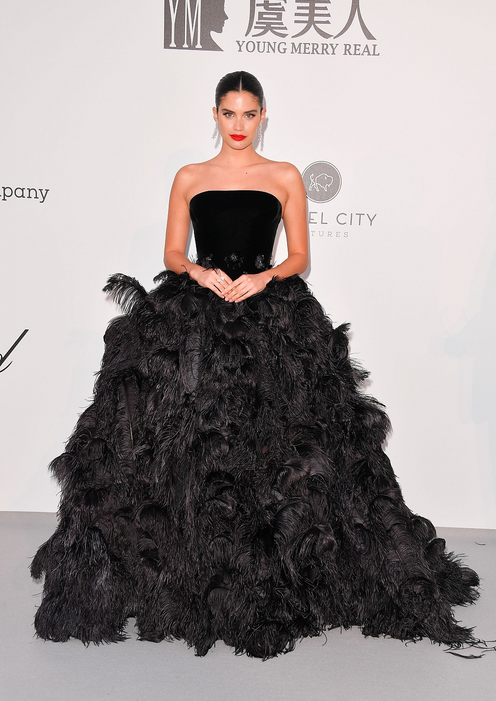 Сара Сампайо