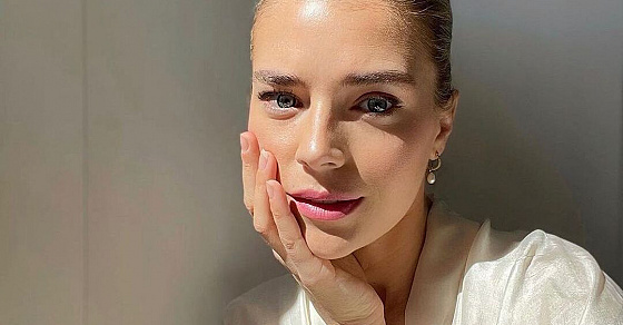 Как снять отеки под глазами