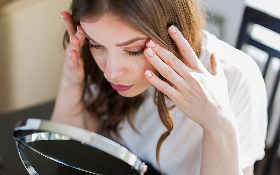 Как убрать отечность глаз с утра: комплекс упражнений