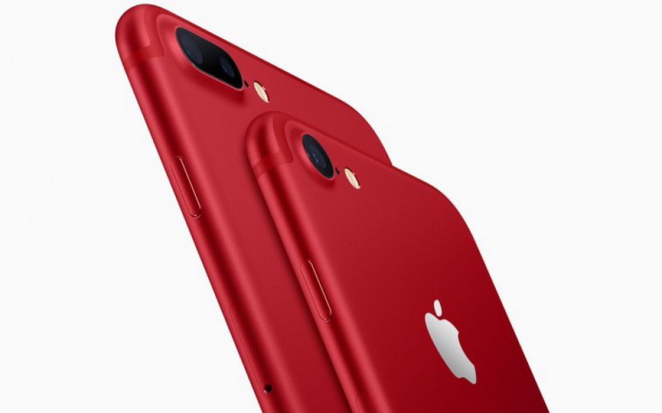 Новость дня: Apple выпускает красный айфон