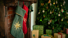 ЩО МИ ЗНАЄМО ПРО СВЯТОГО МИКОЛАЯ ТА ЧОМУ САМЕ ВІН ПРИНОСИТЬ...