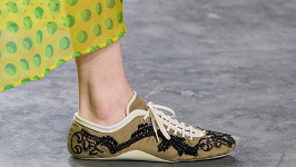 ЯКИЙ ВИГЛЯД МАЮТЬ НАЙМОДНІШІ КРОСІВКИ 2026 РОКУ