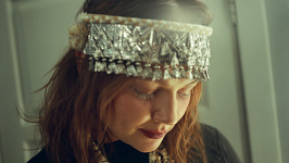 СИМВОЛИ Й УКРАЇНСЬКІ КОДИ В СЦЕНІЧНИХ ОБРАЗАХ МАРИНИ КРУТЬ З...