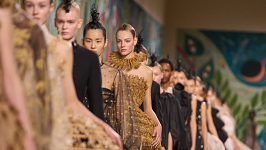 ОСТАННЯ КОЛЕКЦІЯ ДЕМНИ ДЛЯ BALENCIAGA ТА ВІДСУТНІСТЬ DIOR:...