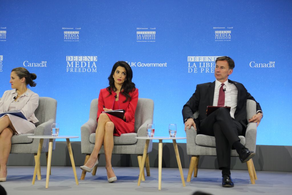 Амаль Клуни в Лондоне