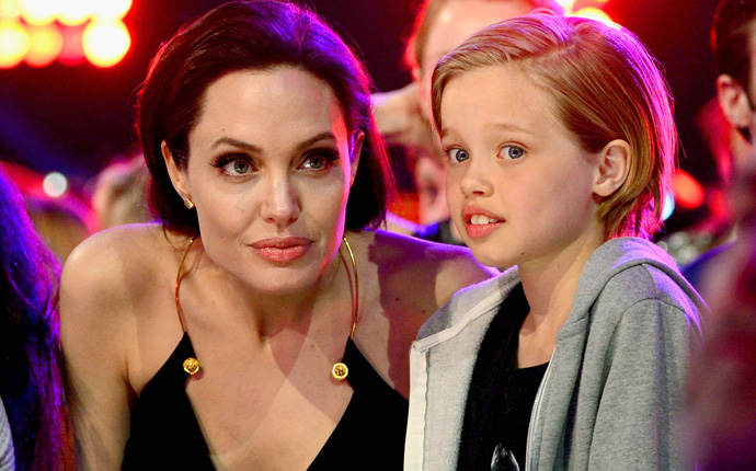 анджелина джоли 2020