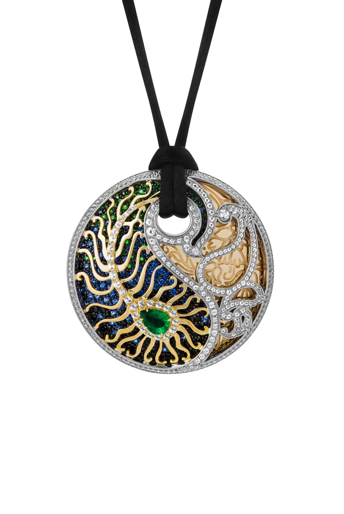 Sasha talisman. Подвеска арт. Кулоны женские арт. Символизм подвески бочонок. Peacock Amulet.