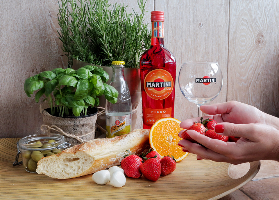 клубника-Martini-моцарелла-FieroMartini-кристини