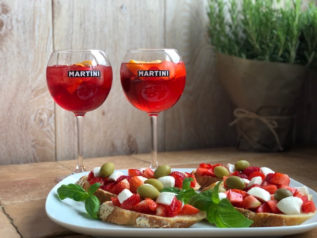 клубника-Martini-моцарелла-FieroMartini