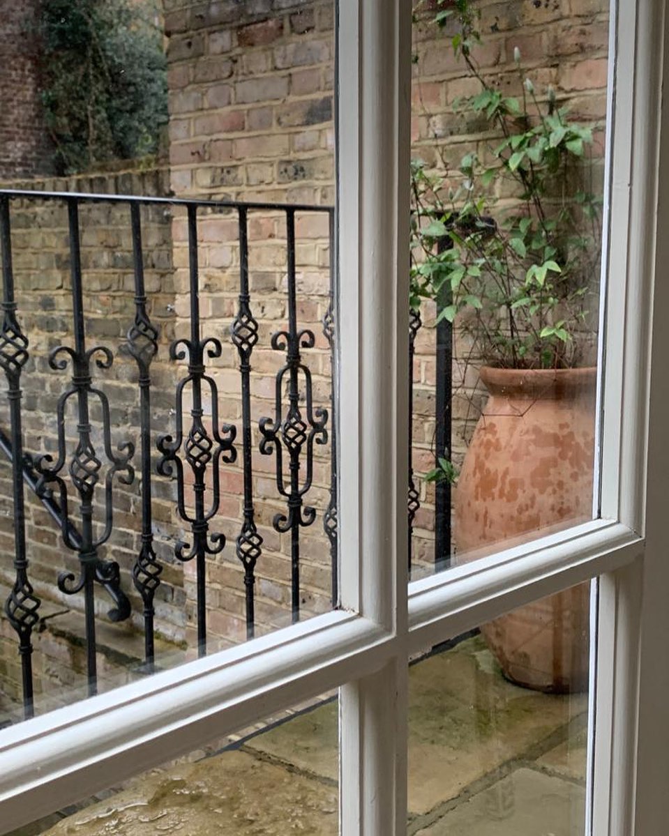 Ольга Куриленко заболела коронавирусом