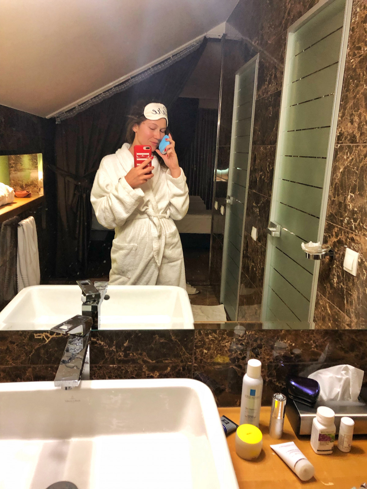 Щетка для очищения и массажа лица FOREO LUNA 3