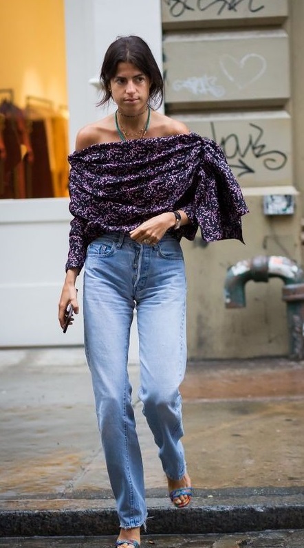 На вечер: с топом с крупными оборками