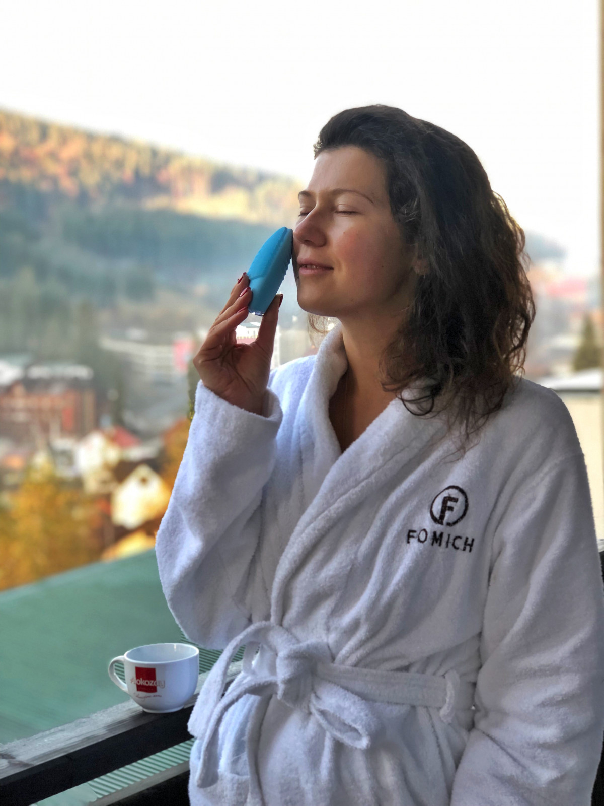 Щетка для очищения и массажа лица FOREO LUNA 3