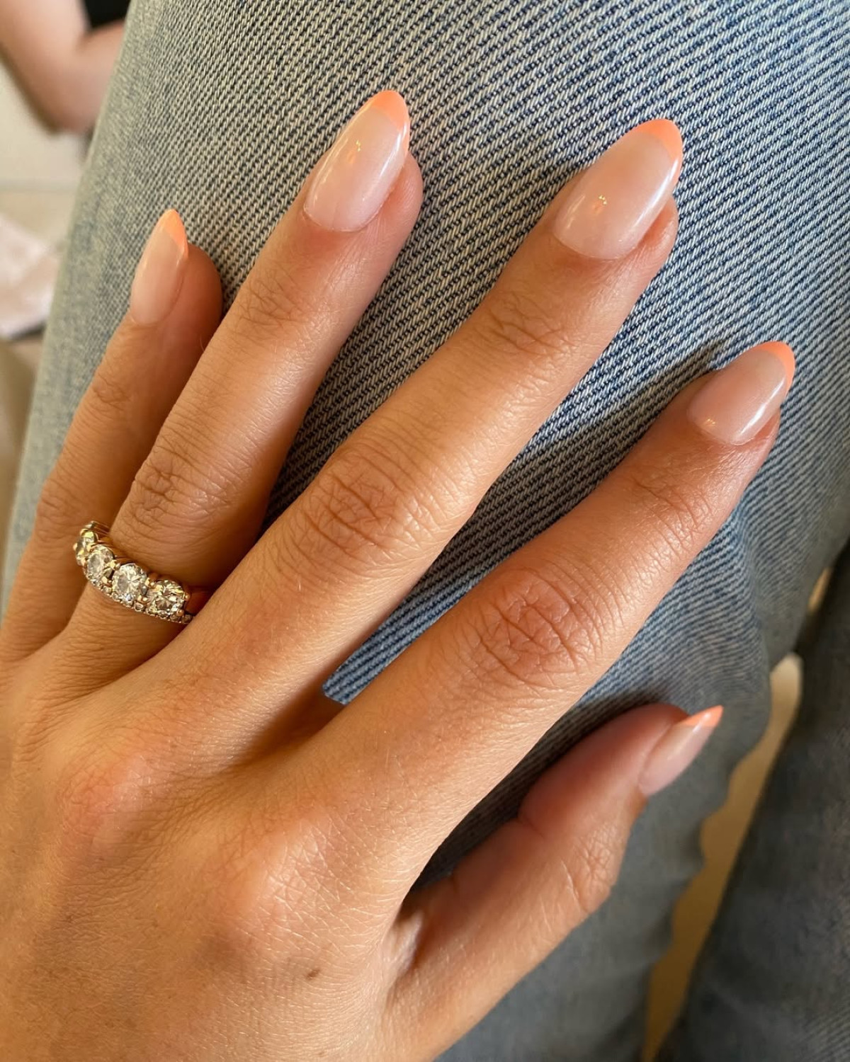 тренди манікюру 2025 осінь зима