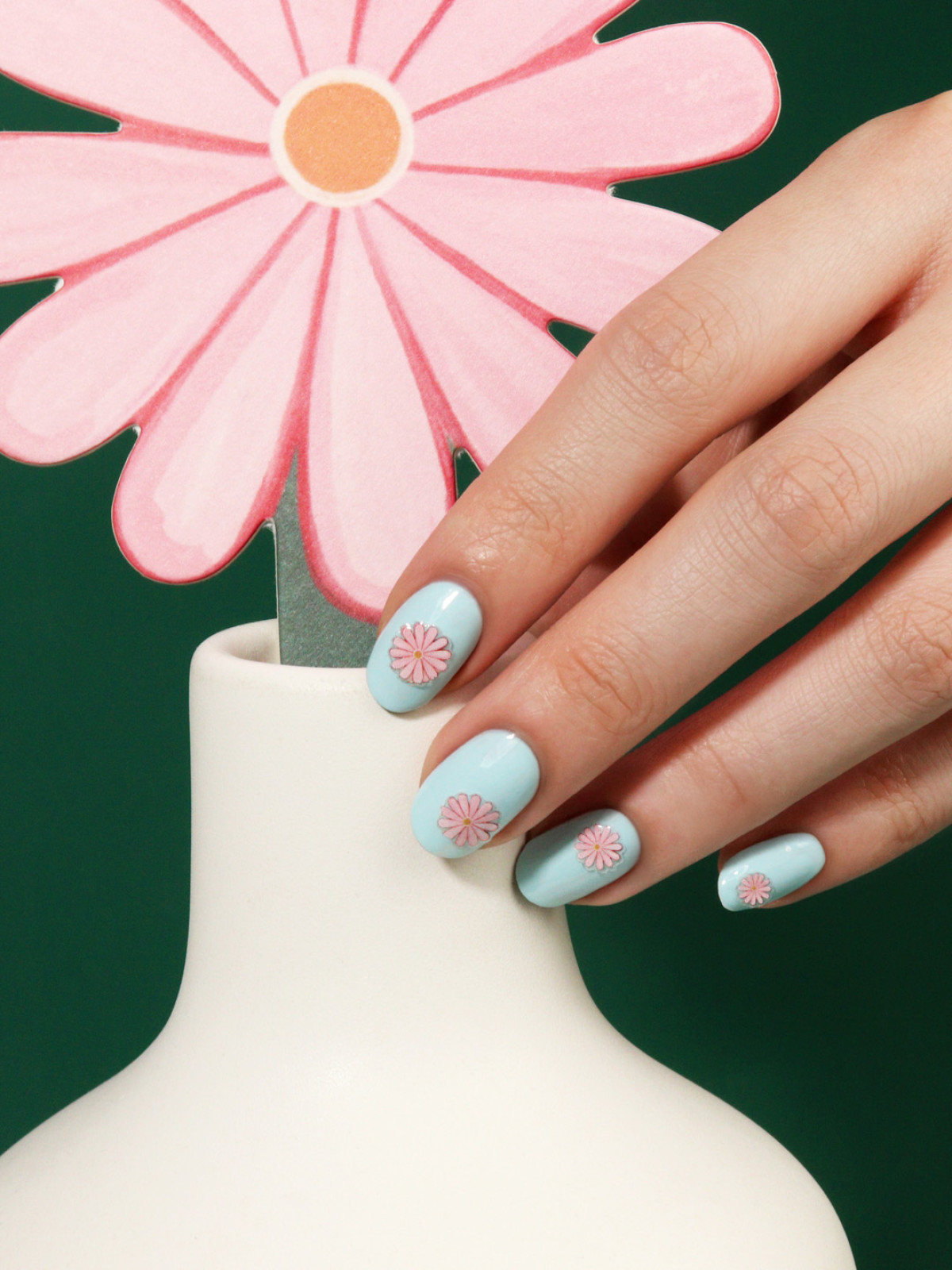 весна манікюр тренди 2026 фото 2