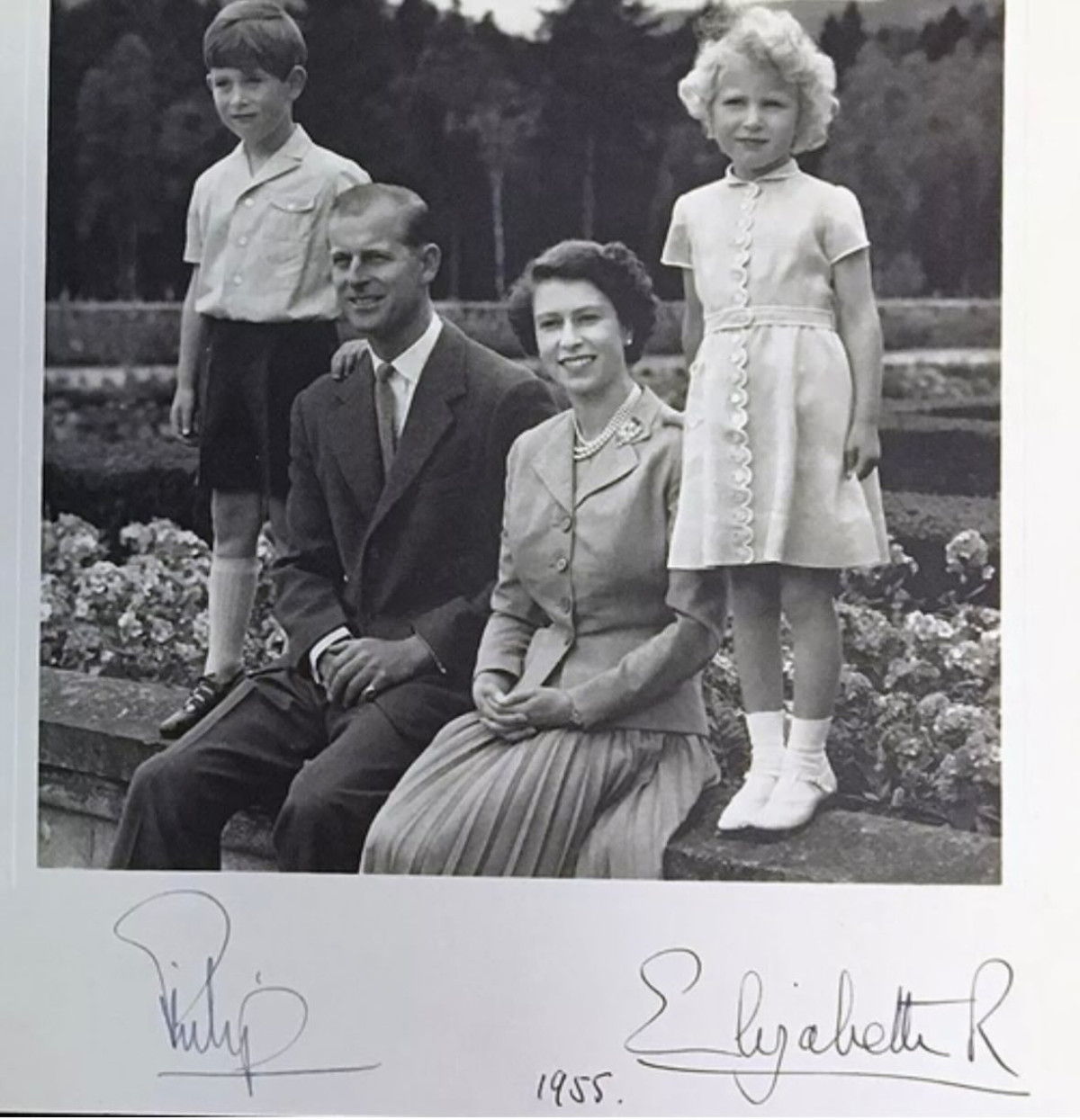 Різдвяна листівка королівської родини 1955