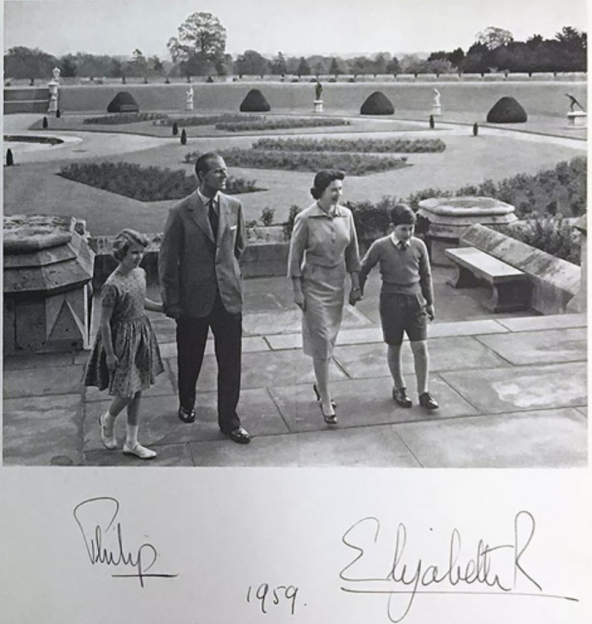 Різдвяна листівка королівської родини 1959