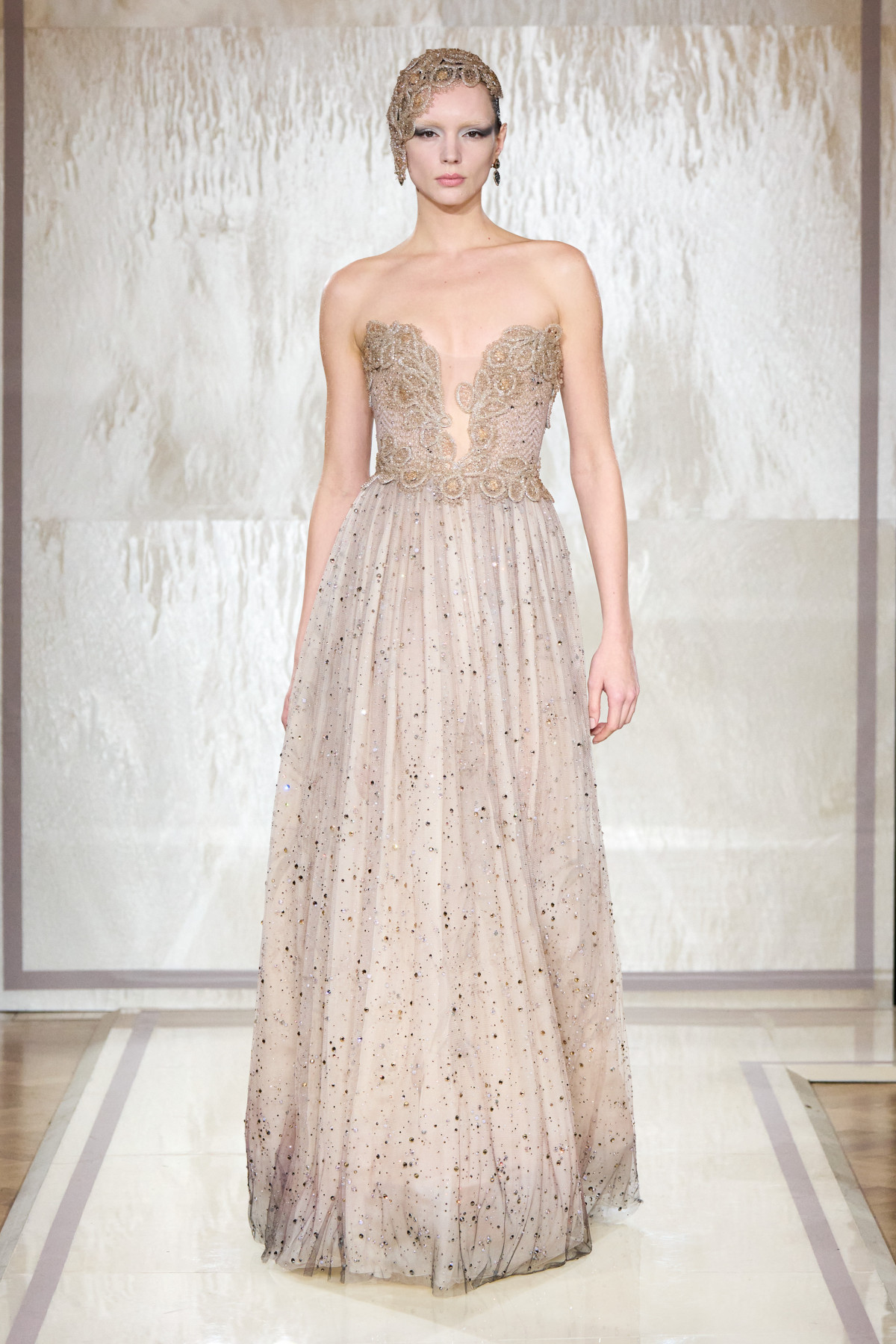 Весільна сукня з кристалами Armani Prive