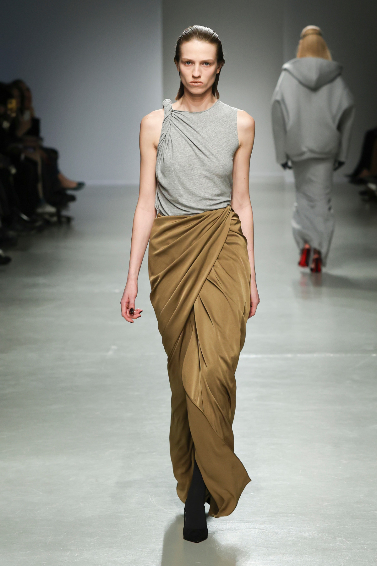 Шовкова спідниця з драпіруванням