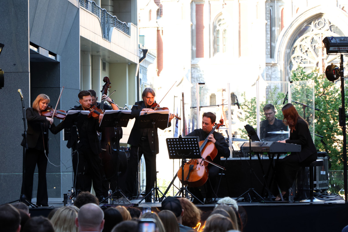 Svitlo Concert