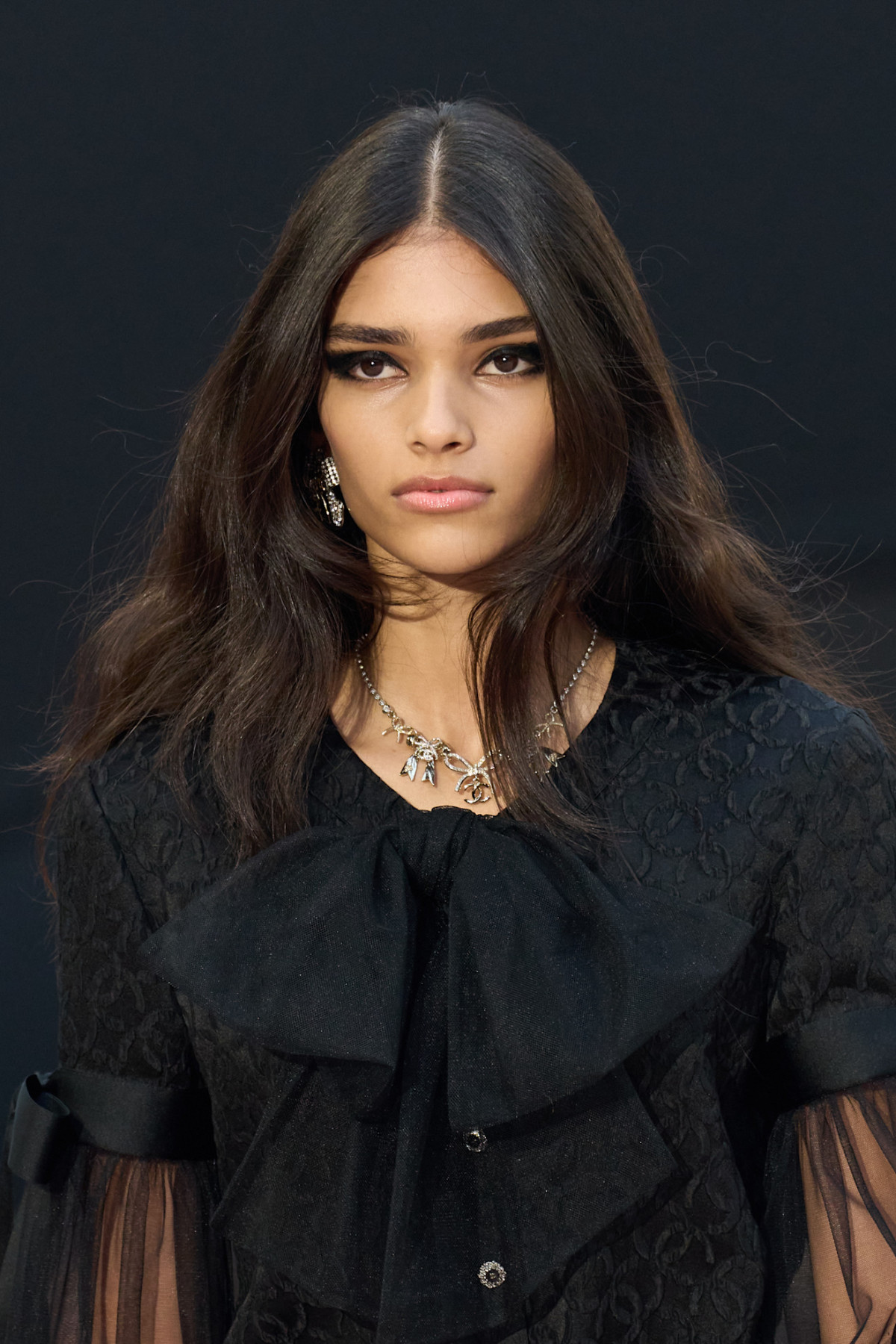 Що робити, щоб волосся не так швидко жирніло