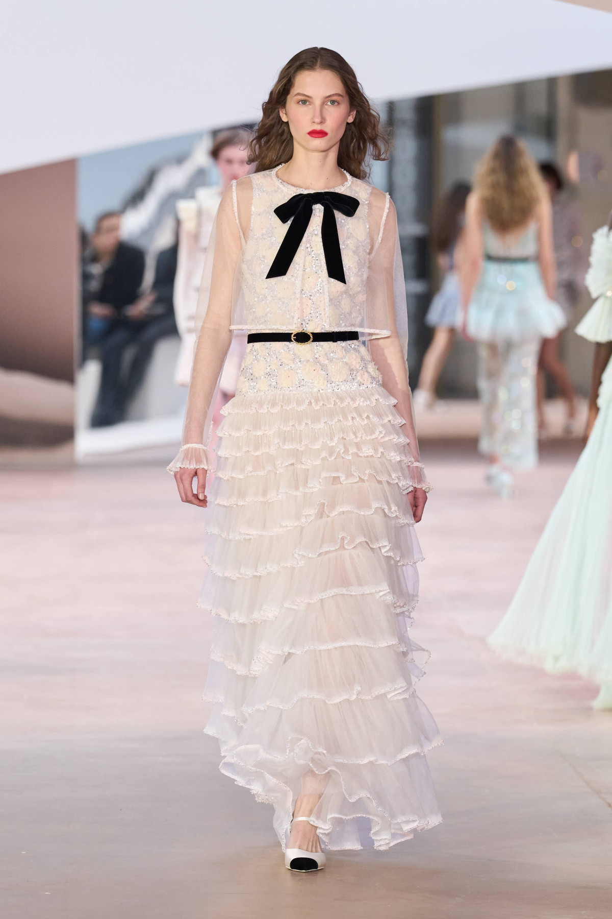 Весільна сукня з бантом Chanel