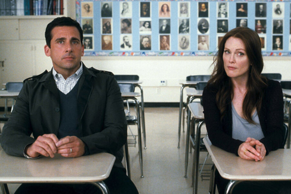 відмінність між шлюбним договором та договором про поділ майна подружжя.